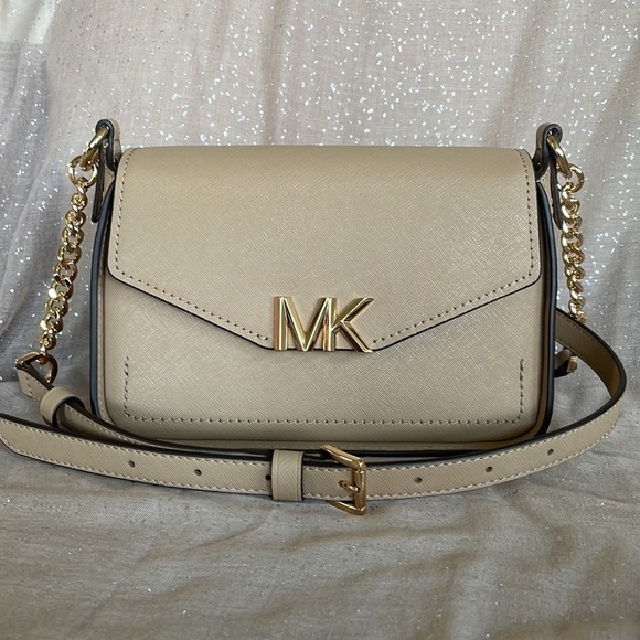Brand New Michael Kors Genuine Leather Small Sylvia Flap Crossbody Purse - Picture 2 of 16